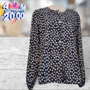 Women's long sleeve button down blouse size 2XL